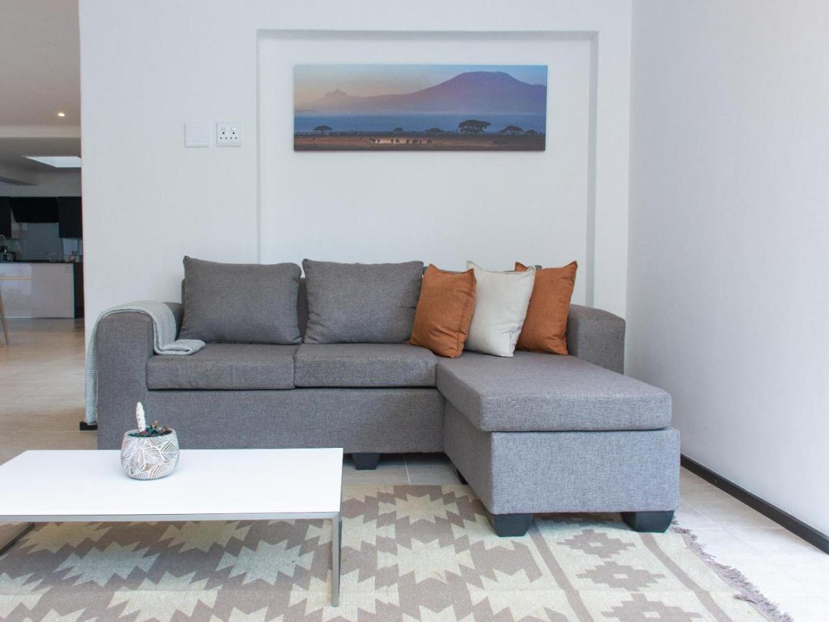 Zwelakho Furnished Apartments The Cube Johannesburg Luaran gambar