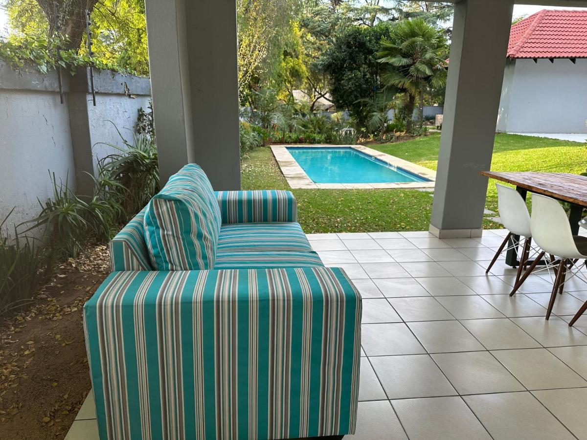 Zwelakho Furnished Apartments The Cube Johannesburg Luaran gambar