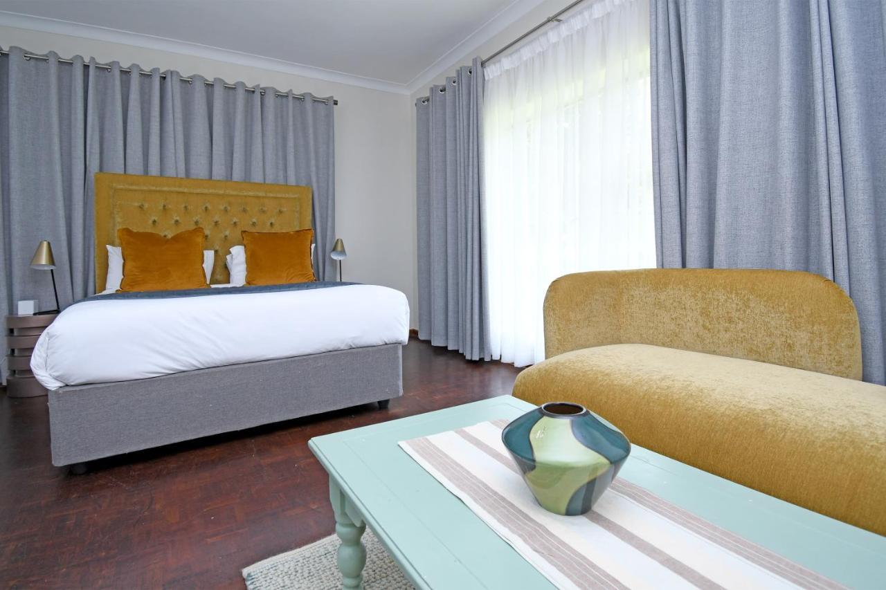 Zwelakho Furnished Apartments The Cube Johannesburg Luaran gambar