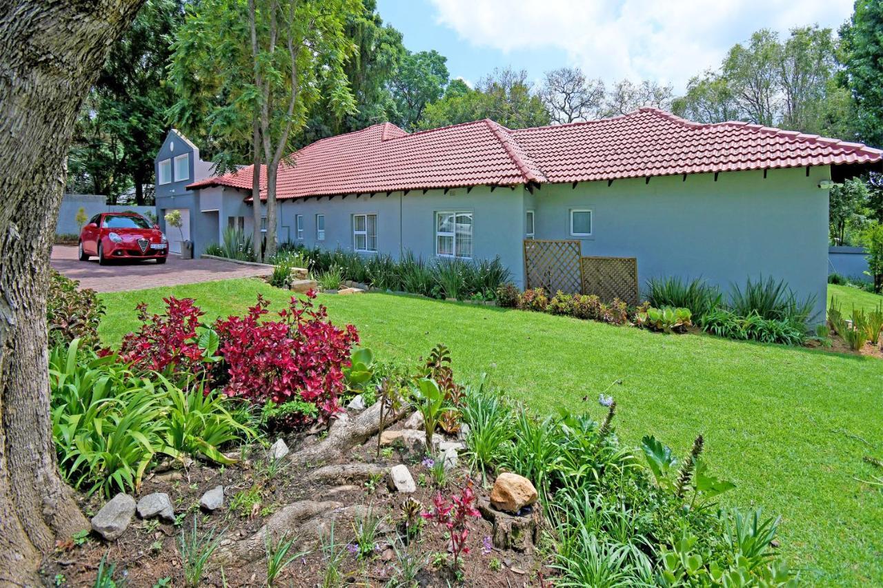 Zwelakho Furnished Apartments The Cube Johannesburg Luaran gambar